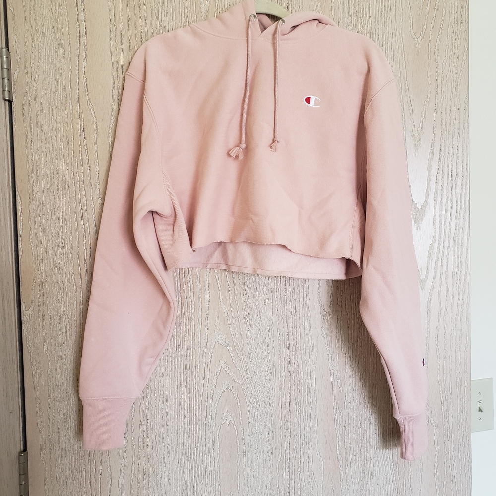 NWOT S Cropped Light Pink Champion Hoodie